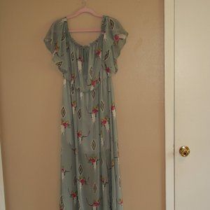Berry N Cream size Medium Longhorn dress